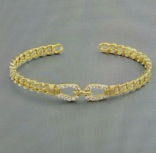 Chain Crystal Detailed Cuff Bracelet