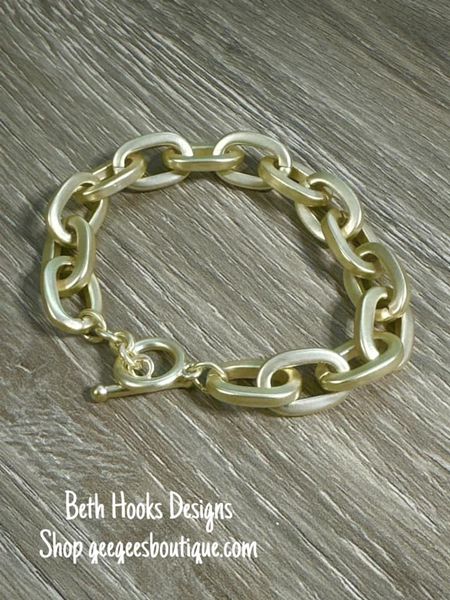 BHD Gold Matt Linky Lou Bracelet