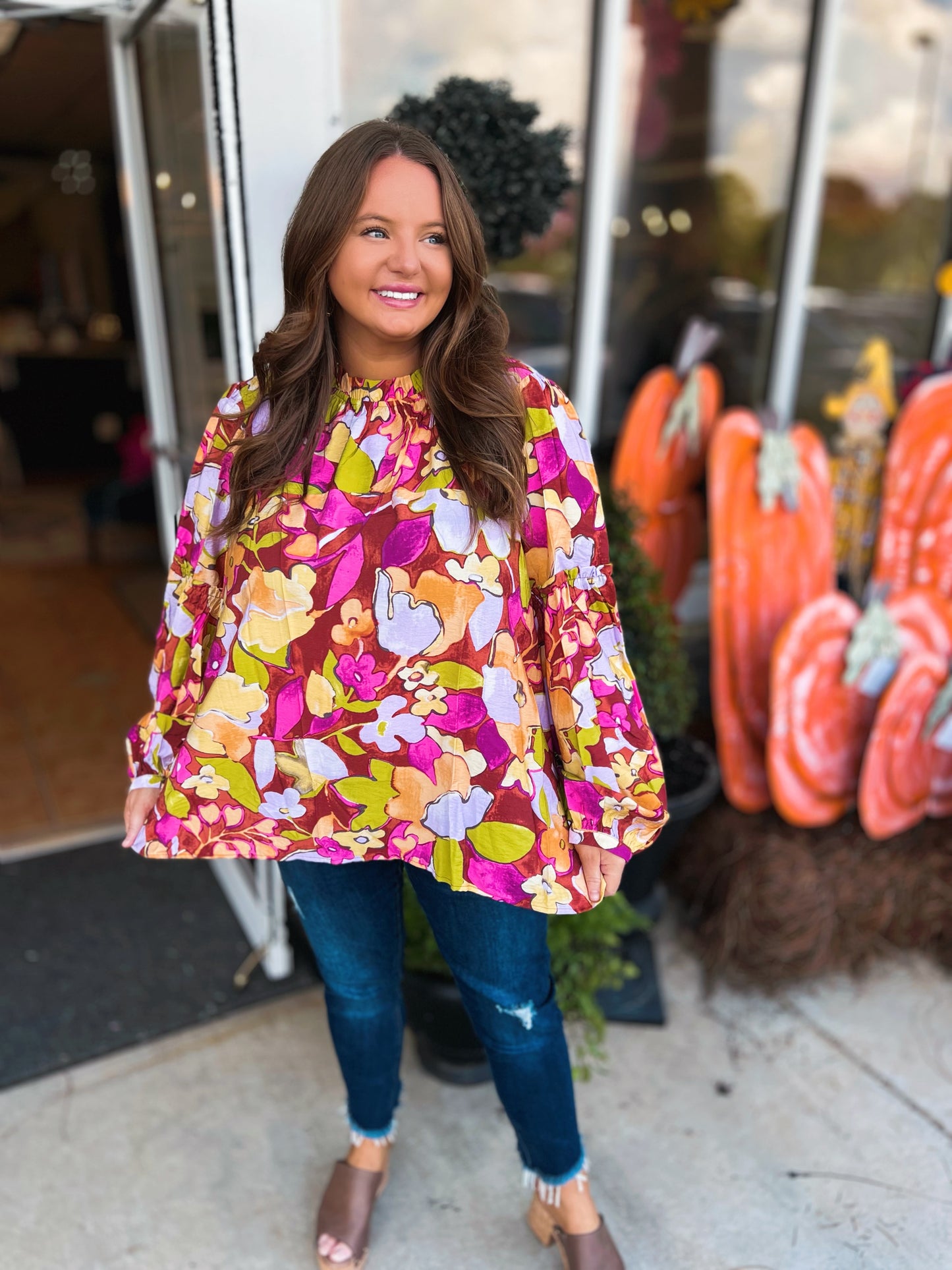 Curvy Jaynie Floral Linen Top