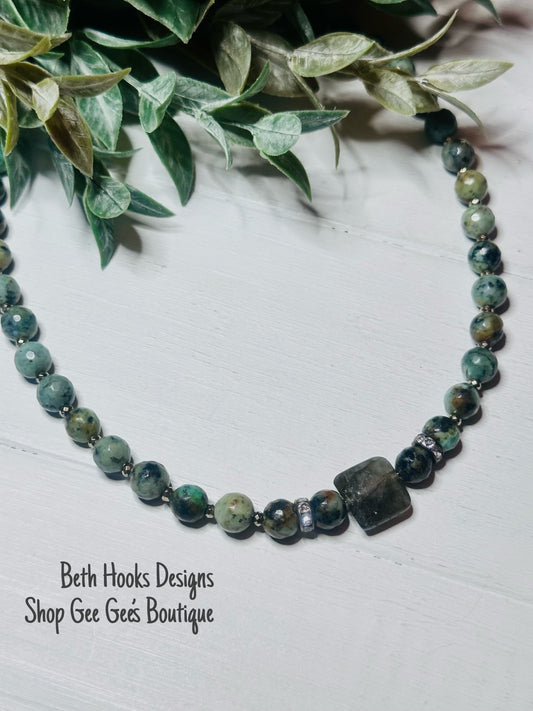 BHD Green With Envy Choker Necklace