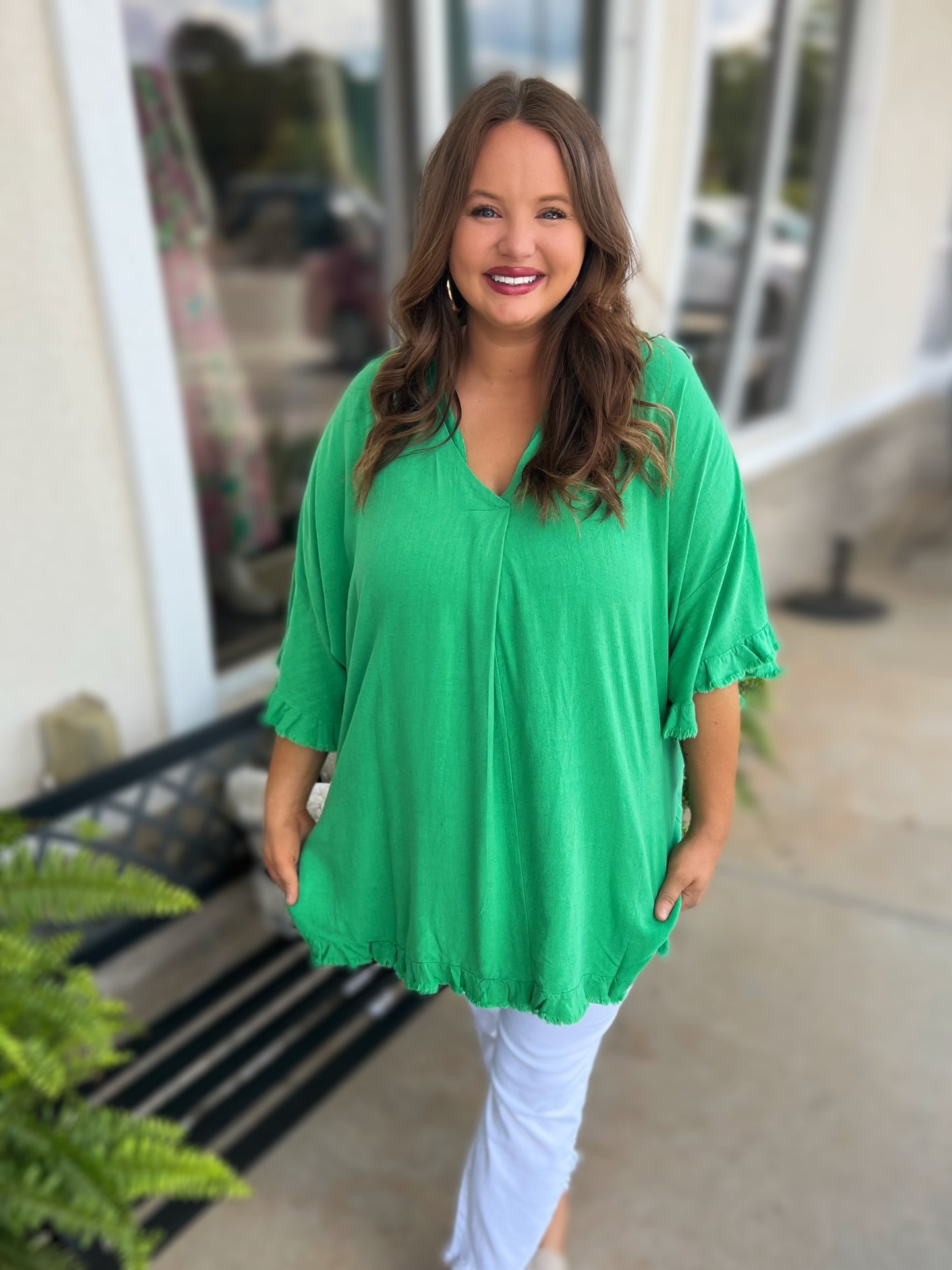 Curvy Linen Hi Low V Neck Top