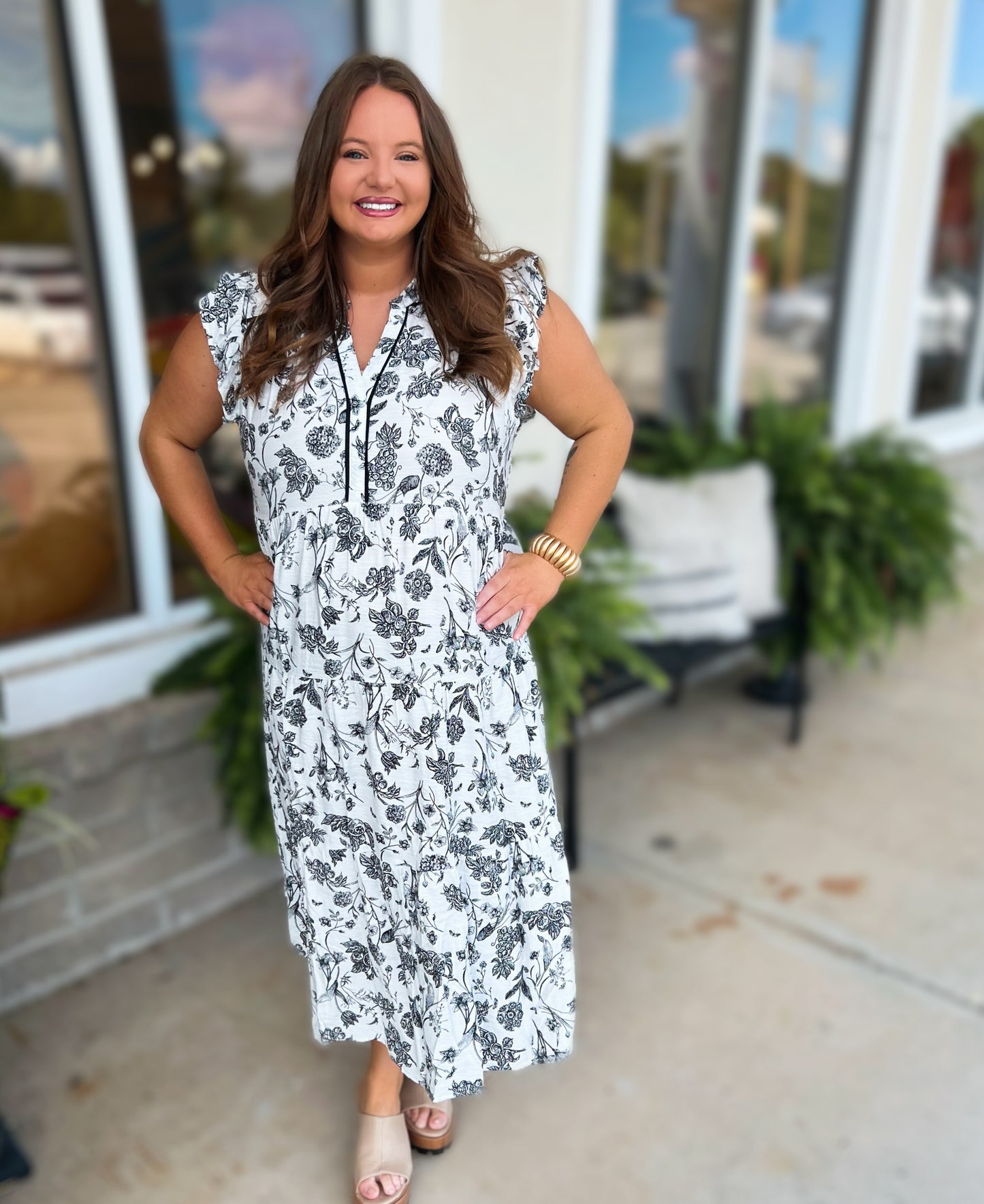 Curvy Magnolia Black Printed Midi Dress