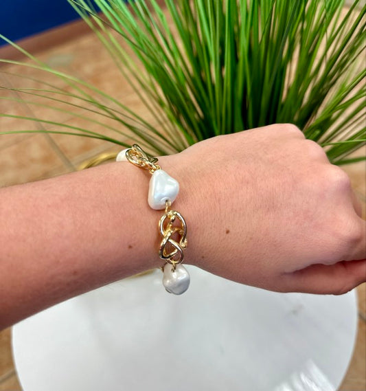 Pearl And Knot Chain Bracelet